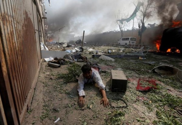 アフガン自爆テロ1.jpg