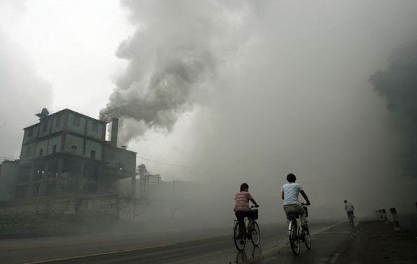 中国の環境汚染2.jpg